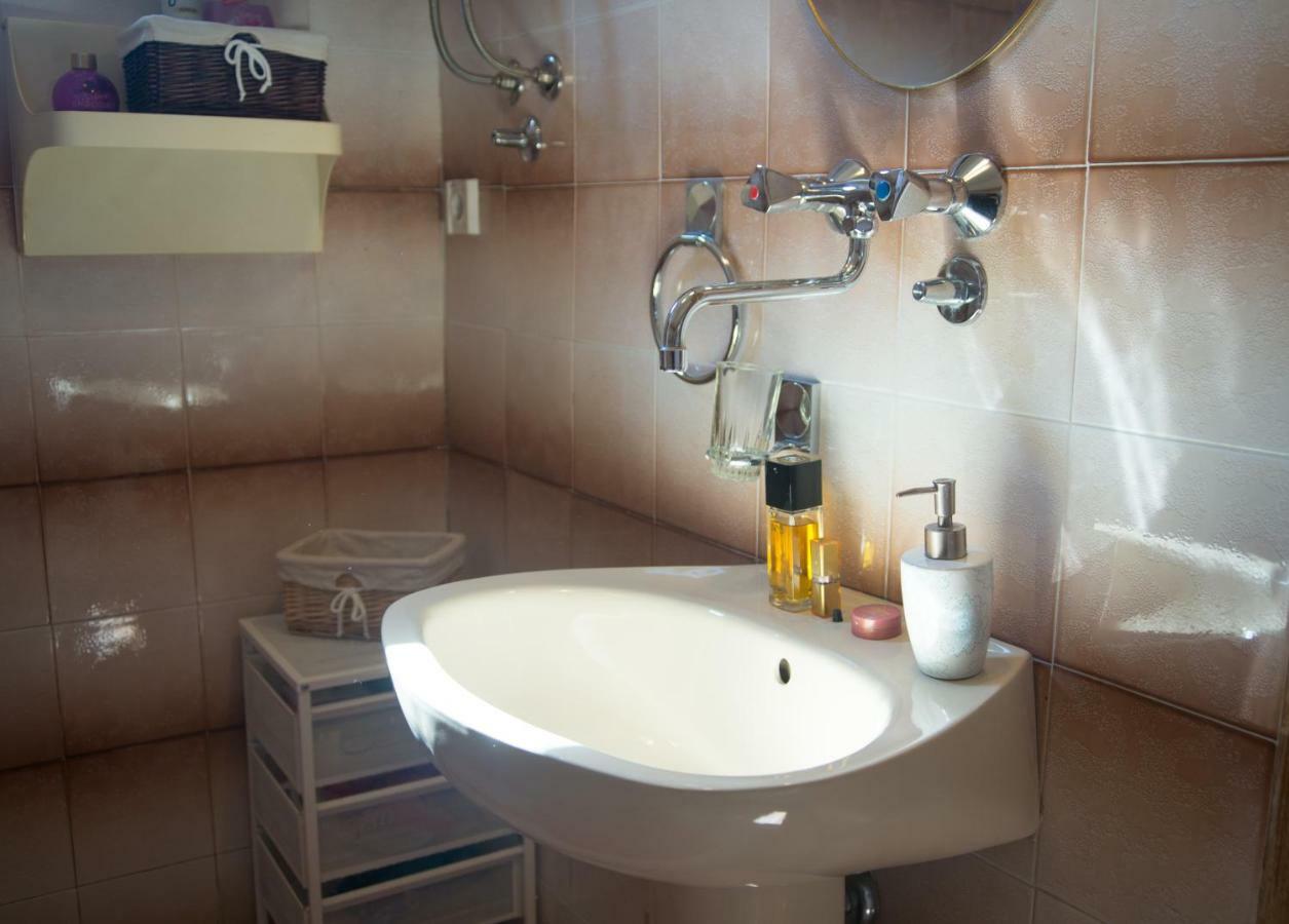 Leona Appartement Kraljevica Buitenkant foto