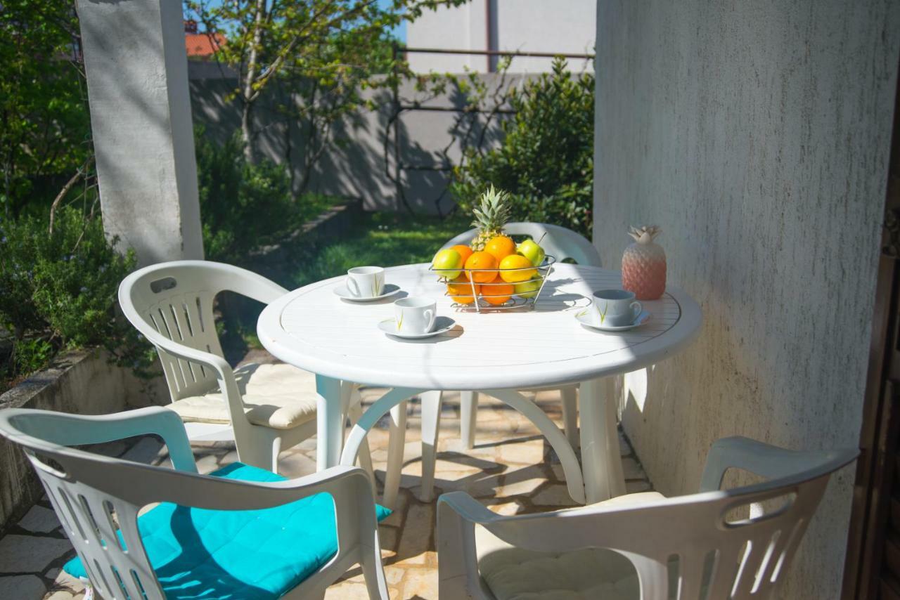 Leona Appartement Kraljevica Buitenkant foto